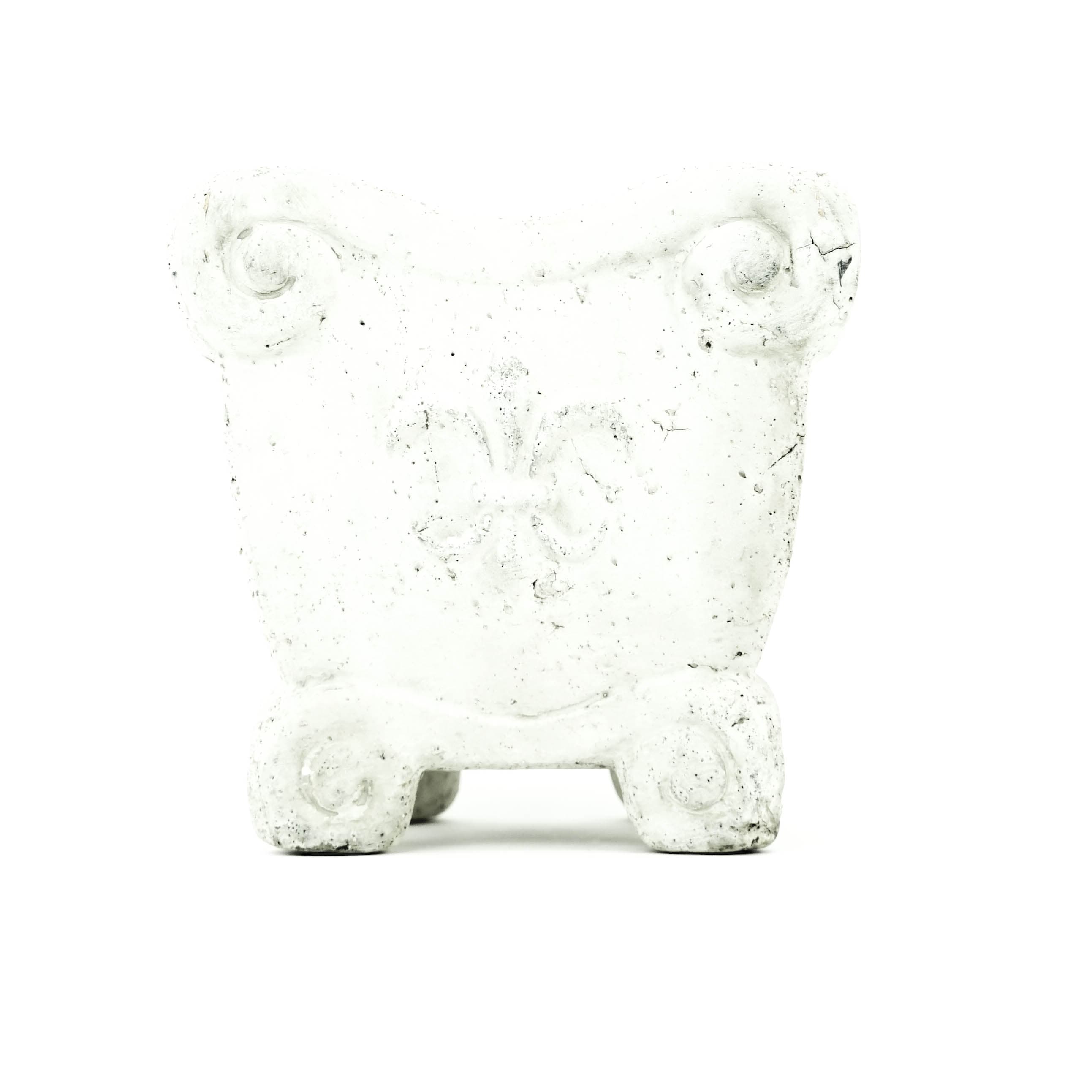 7" Fleur-de-lis Clay Planter 