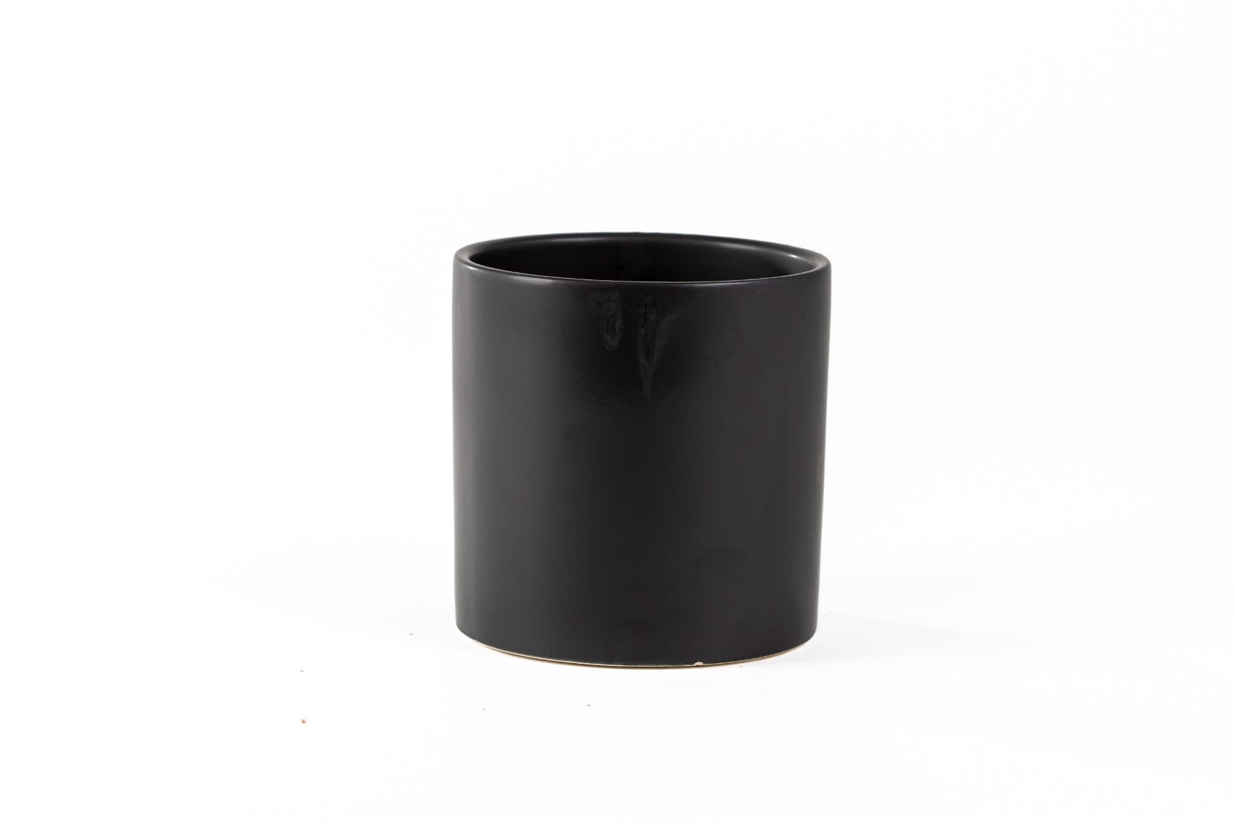 4.5" Matte Black Cylinder Ceramic