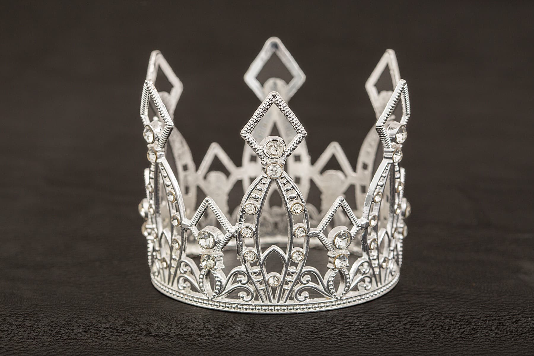 Mini Silver Metal Crown Bouquet Topper