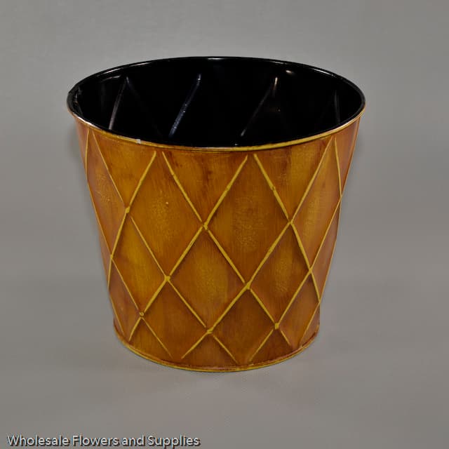 6.25" Round Metal Planter with Natural Criss-Cross Pattern