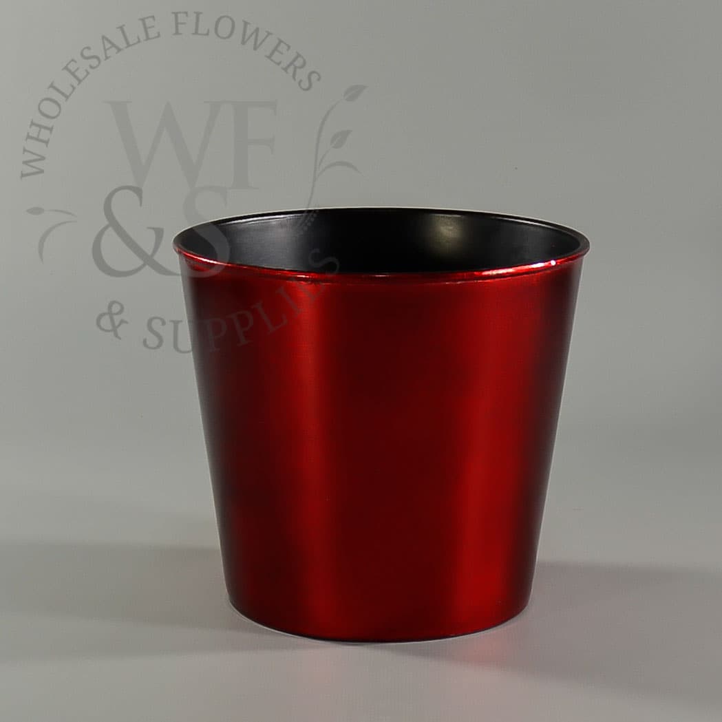 6.5" Red Recycled Plastic Pot