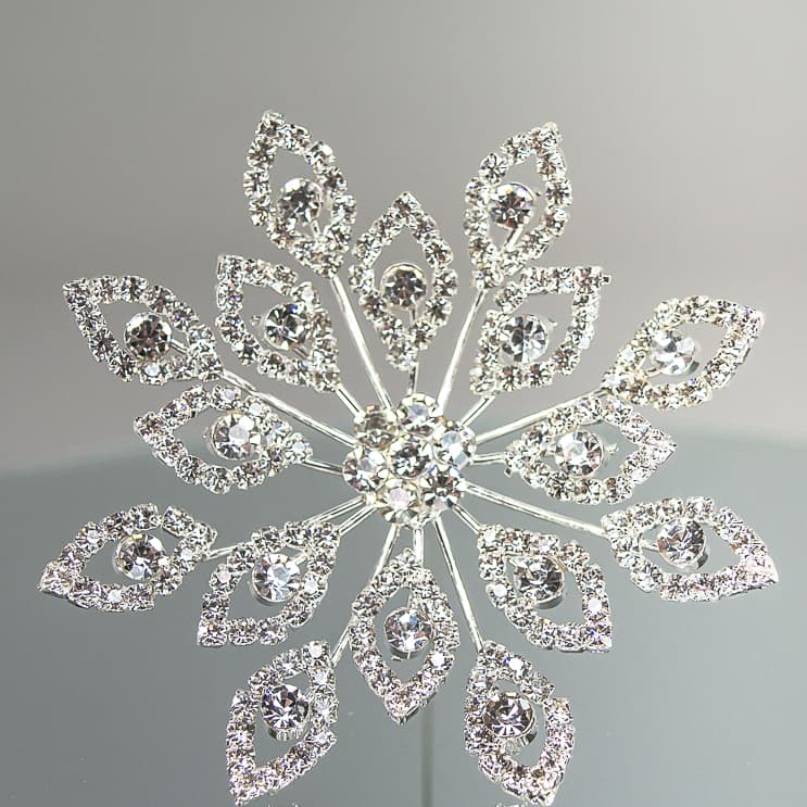 Rhinestone Crystal Flower Bouquet Brooch Pin