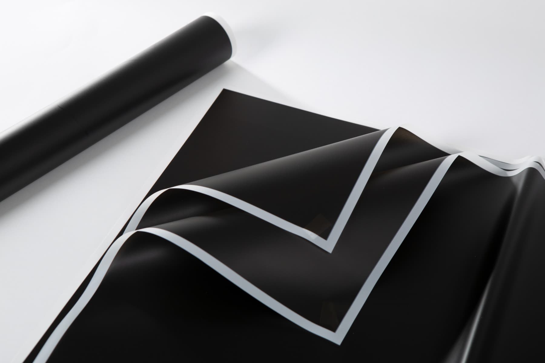 Black Flower Wraps with White Border