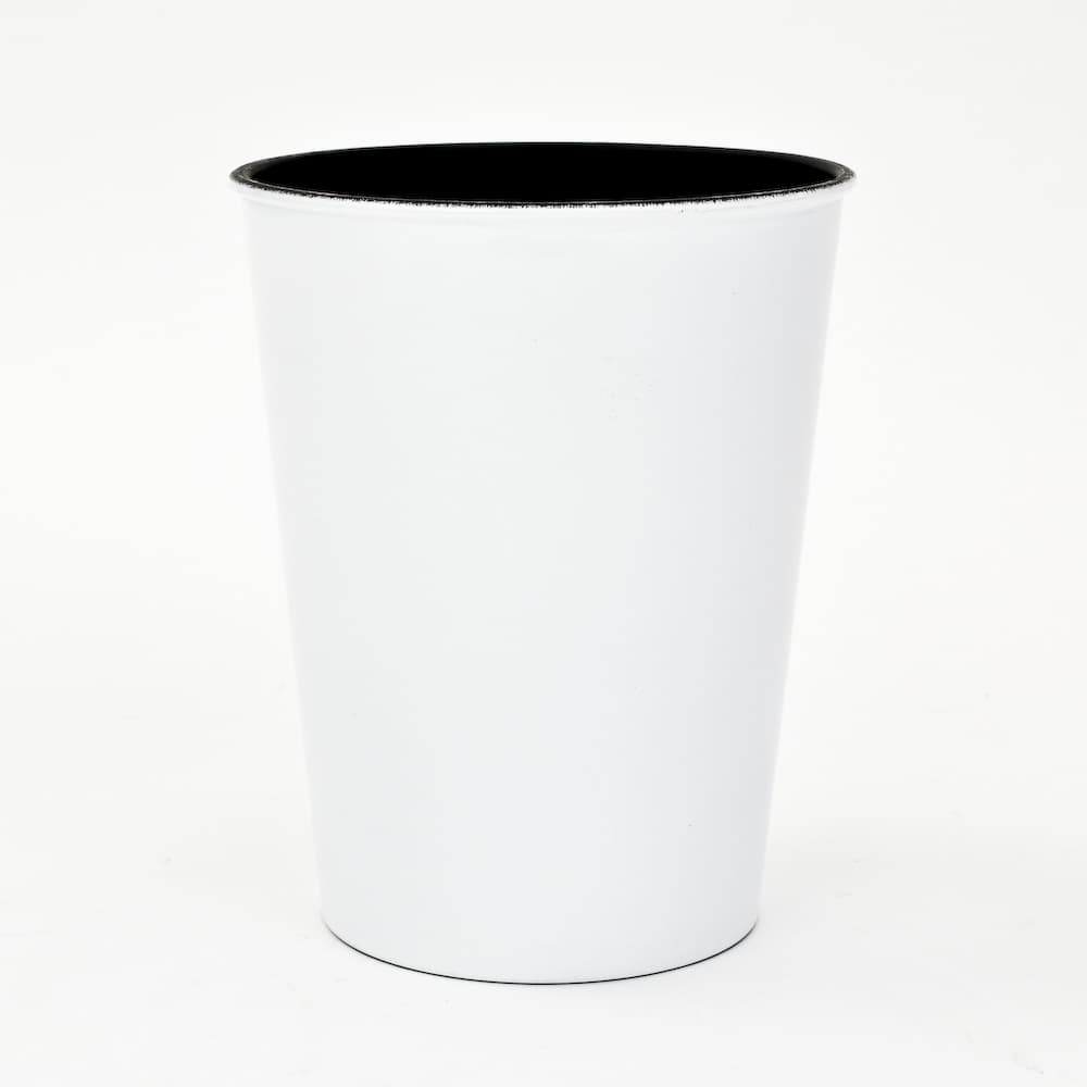 6.5" White Recycled Plastic Pot 
