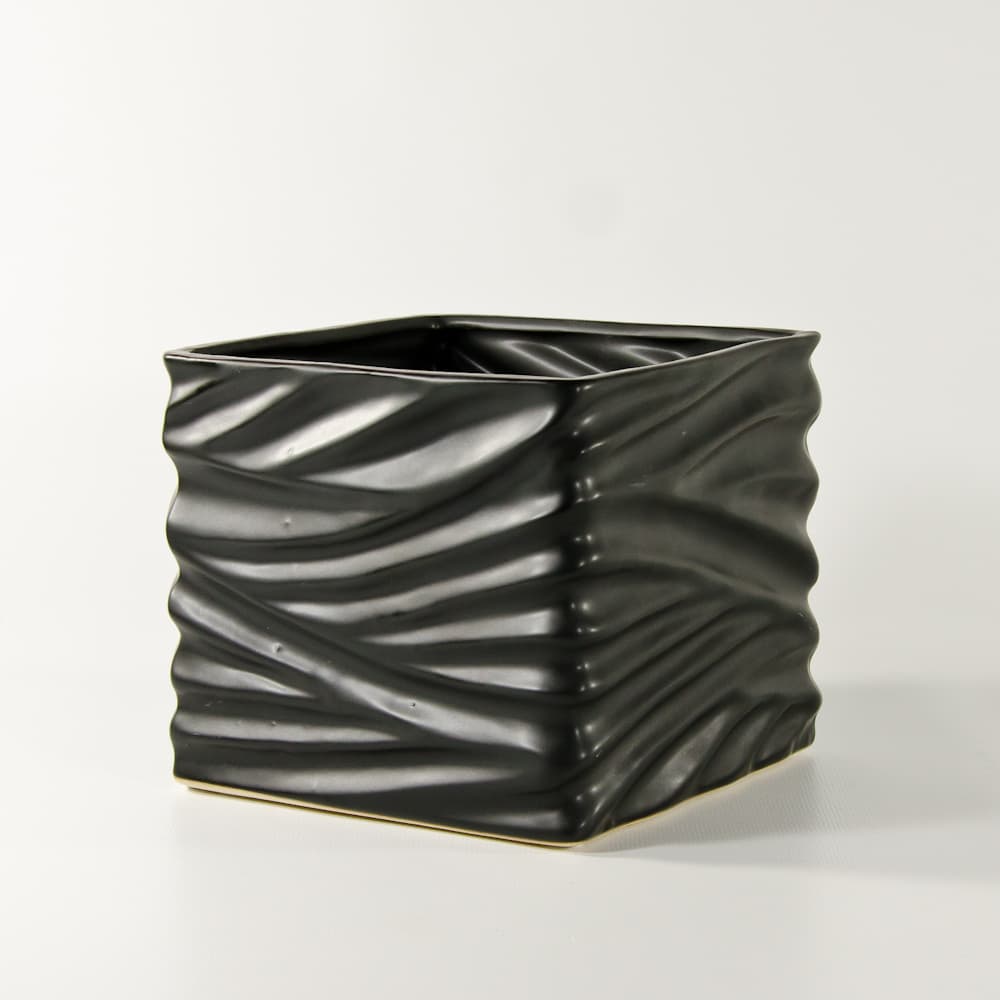 Wavy Ceramic Small Square Container Black 