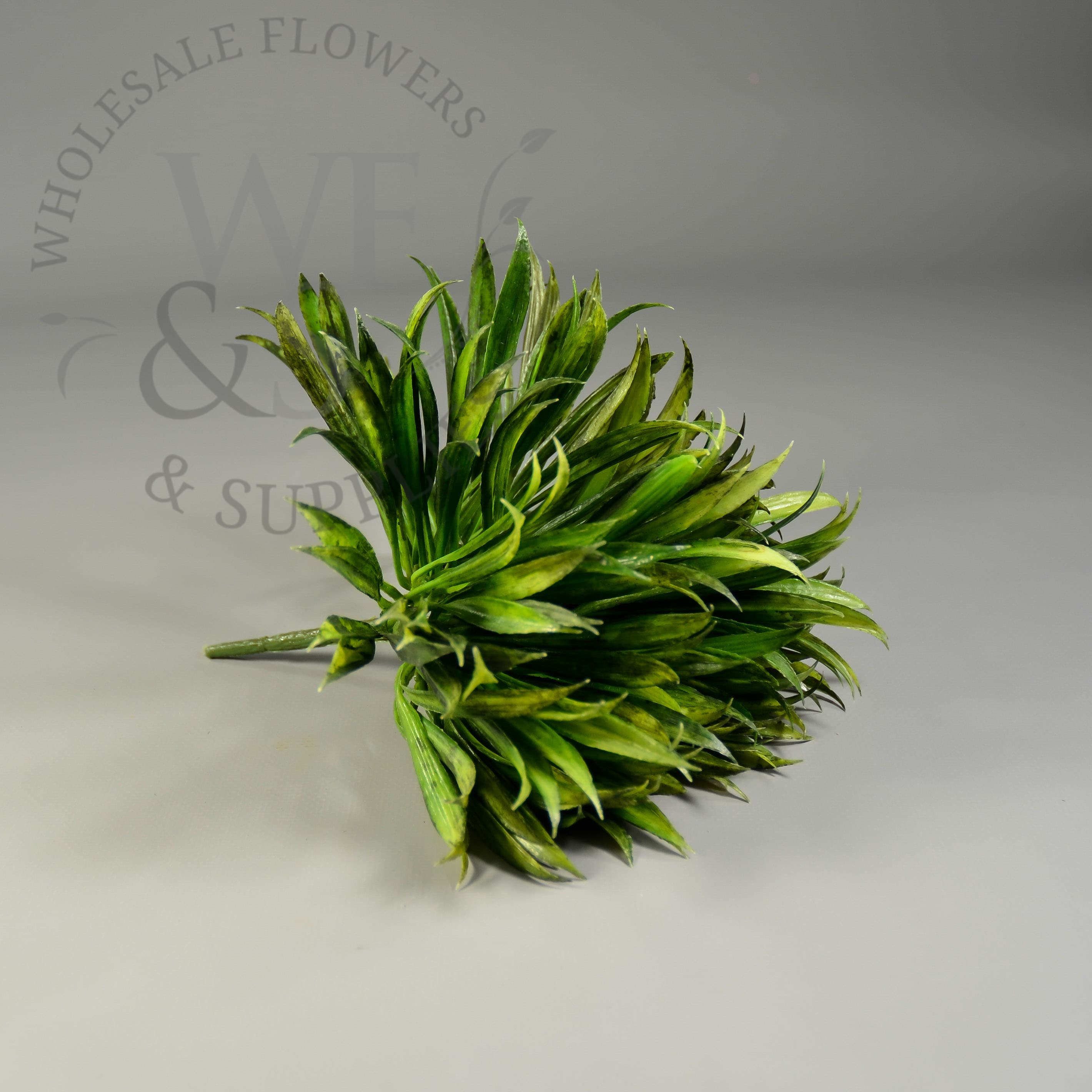 8" Rye Grass Pick Green